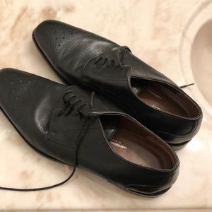 Men’s dress shoes